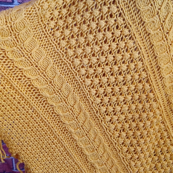 VINTAGE PONCHO - Picture 6 of 6